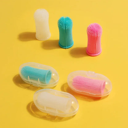 Silicone Finger Toothbrush for Cats & Dogs – 360° Teeth Cleaning, Non-Toxic | 14g, 4 Colors + Storage Case
